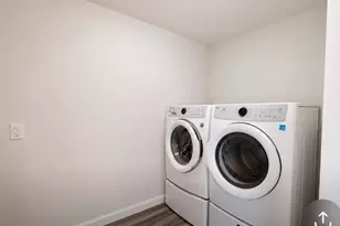 8556 E Kenyon Dr, Tucson, AZ 85710 - Photo 23