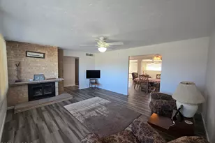 8556 E Kenyon Dr, Tucson, AZ 85710 - Photo 5