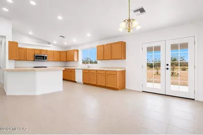 460 E Highway 82, Huachuca City, AZ 85616 - Photo 7