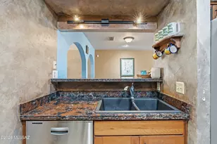 1122 N Abrego Dr, Green Valley, AZ 85614 - Photo 15