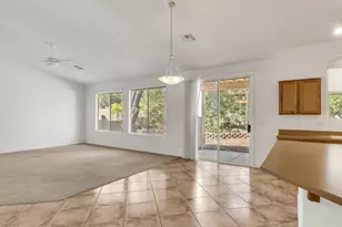 345 E Shore Cliff Pl, Oro Valley, AZ 85737 - Photo 11