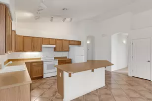 345 E Shore Cliff Pl, Oro Valley, AZ 85737 - Photo 7