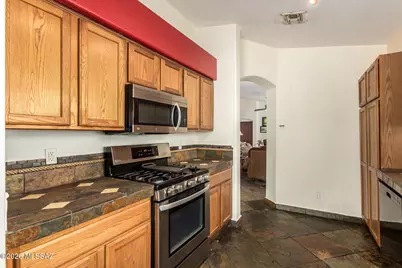 2325 W Silverbell Tree Drive, Tucson, AZ 85745 - Photo 7