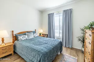 1942 W Amblemorn Dr, Green Valley, AZ 85622 - Photo 15