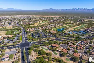 1955 E Cliff Swallow Trail, Green Valley, AZ 85614 - Photo 7
