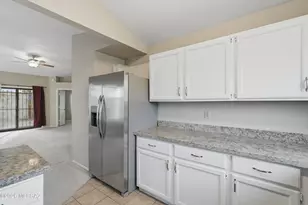 5133 W Citrine Pl, Tucson, AZ 85742 - Photo 9