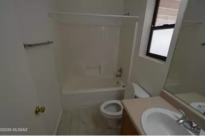 2427 N Los Altos Avenue #1, Tucson, AZ 85705 - Photo 7