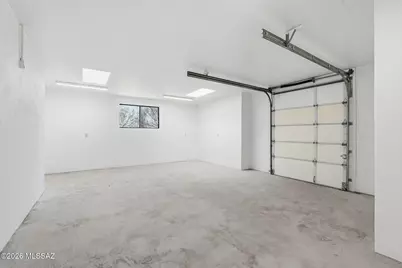 648 E Canyon Rock Road, Green Valley, AZ 85614 - Photo 33