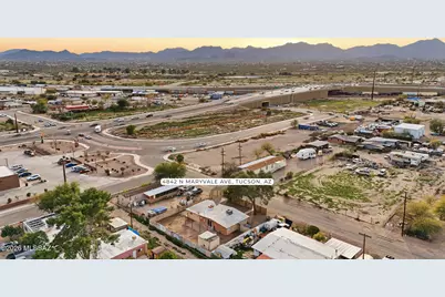 4842 N Maryvale Avenue, Tucson, AZ 85705 - Photo 9