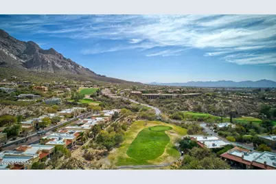 1232 E Camino Diestro, Oro Valley, AZ 85704 - Photo 1
