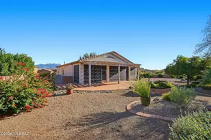 501 N Michelangelo Dr, Green Valley, AZ 85614 - Photo 29
