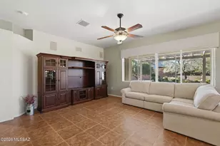 501 N Michelangelo Dr, Green Valley, AZ 85614 - Photo 7