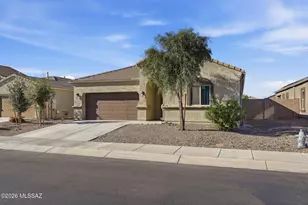 8806 W Weeping Dalea Dr, Marana, AZ 85653 - Photo 3