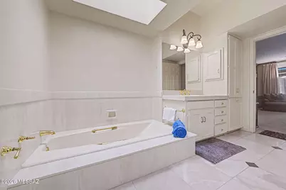 5591 E Sutler Lane, Tucson, AZ 85712 - Photo 31