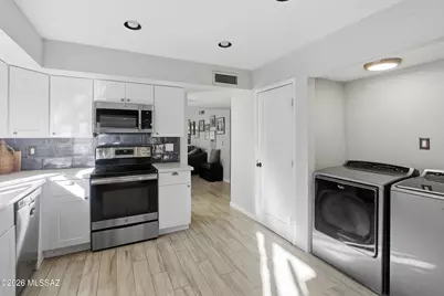 7105 E Chorro Circle, Tucson, AZ 85715 - Photo 7