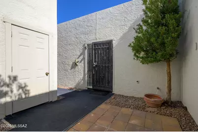 763 W Bella Vista Drive, Green Valley, AZ 85614 - Photo 5