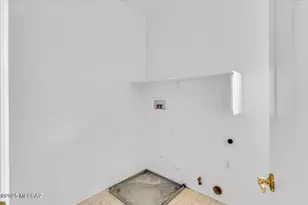 10054 E Cedar Hill Dr, Tucson, AZ 85748 - Photo 31