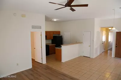 2044 E Calle Sierra Del Manantial, Tucson, AZ 85706 - Photo 9