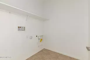 7803 S Sugarbend Dr, Tucson, AZ 85757 - Photo 17