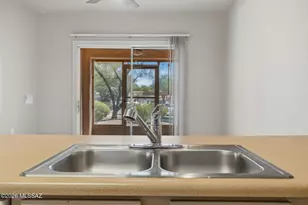 1547 N Paseo La Tinaja, Green Valley, AZ 85614 - Photo 21