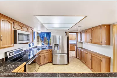 5210 S Apache Avenue, Sierra Vista, AZ 85650 - Photo 9