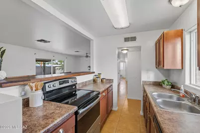 6211 E 17th Street, Tucson, AZ 85711 - Photo 15