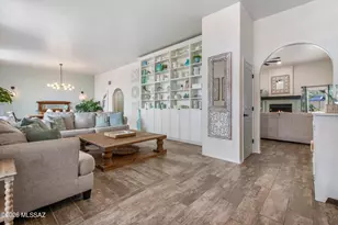 7839 N Sombrero Peak Dr, Tucson, AZ 85743 - Photo 9