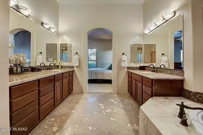 11158 N Pusch Ridge Vistas Drive, Oro Valley, AZ 85737 - Photo 25