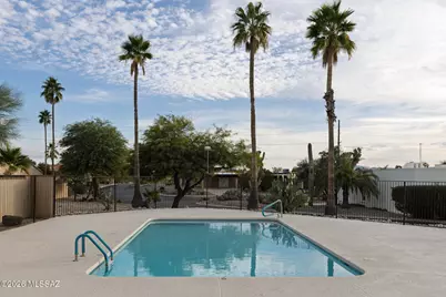 7336 N Las Quintas Drive, Tucson, AZ 85704 - Photo 37