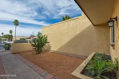 7336 N Las Quintas Drive, Tucson, AZ 85704 - Photo 3