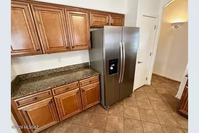 8229 W Zlacket Drive, Tucson, AZ 85757 - Photo 15