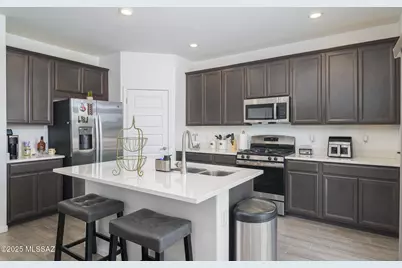 7121 W Vineridge Drive, Tucson, AZ 85757 - Photo 17