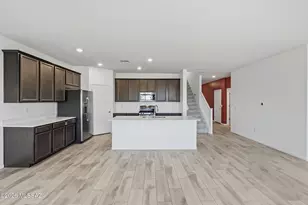 10498 W Beaman Ln, Marana, AZ 85653 - Photo 9