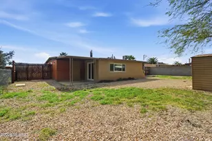 4865 E 23rd St, Tucson, AZ 85711 - Photo 37