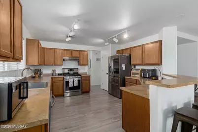 1038 W Sea Urchin Street, Tucson, AZ 85704 - Photo 9