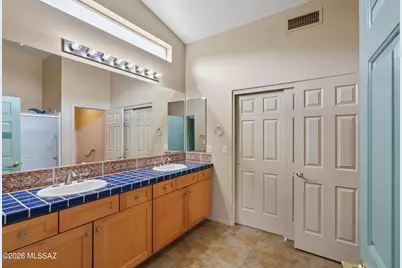 2630 E Genevieve Way, Green Valley, AZ 85614 - Photo 25