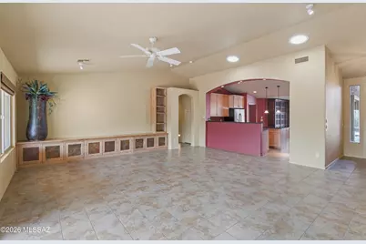 2630 E Genevieve Way, Green Valley, AZ 85614 - Photo 11