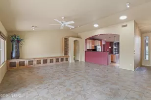 2630 E Genevieve Way, Green Valley, AZ 85614 - Photo 11