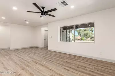 2032 E Florence Drive, Tucson, AZ 85719 - Photo 5