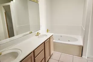 2565 S Pecan Valley Pl, Green Valley, AZ 85614 - Photo 7