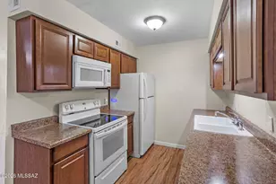 6335 N Barcelona Ln, Tucson, AZ 85704 - Photo 3