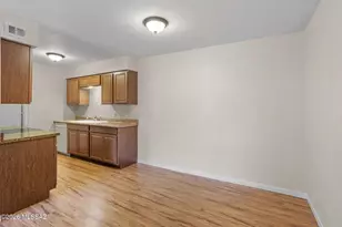 6335 N Barcelona Ln, Tucson, AZ 85704 - Photo 5