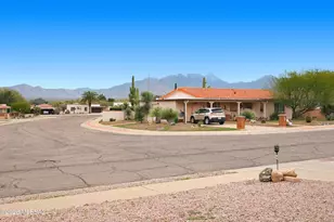 334 S Vista Del Rio, Green Valley, AZ 85614 - Photo 1