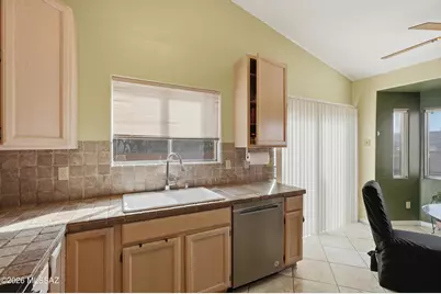 190 W Greer Lane, Tucson, AZ 85704 - Photo 15