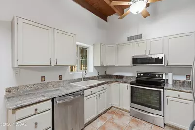 200 W Greer Lane, Tucson, AZ 85704 - Photo 17