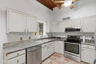 200 W Greer Ln, Tucson, AZ 85704 - Photo 17