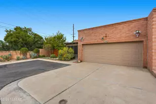 200 W Greer Ln, Tucson, AZ 85704 - Photo 11