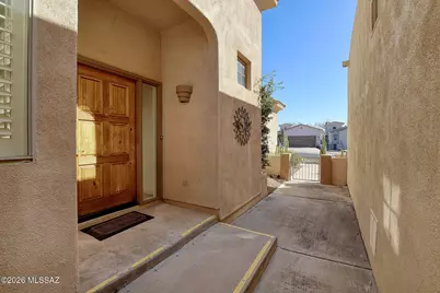 5149 N Pinnacle Point Drive, Tucson, AZ 85749 - Photo 9