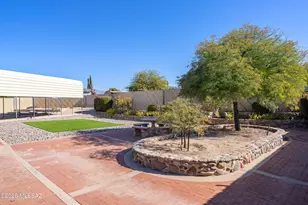 1821 S Rocky Mountain Dr, Tucson, AZ 85710 - Photo 27