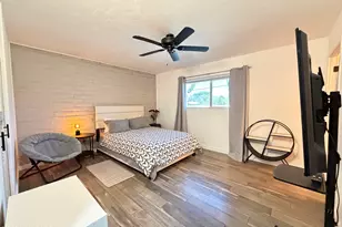 8271 E Kenyon Dr, Tucson, AZ 85710 - Photo 13